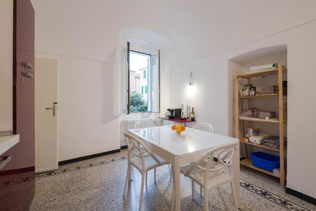 Apartmán Sea View, In The Old Town Santo Stefano Al Mare Exteriér fotografie