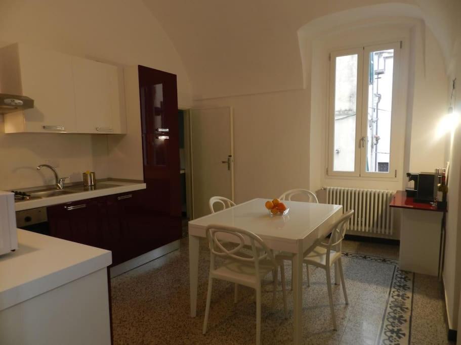 Apartmán Sea View, In The Old Town Santo Stefano Al Mare Exteriér fotografie